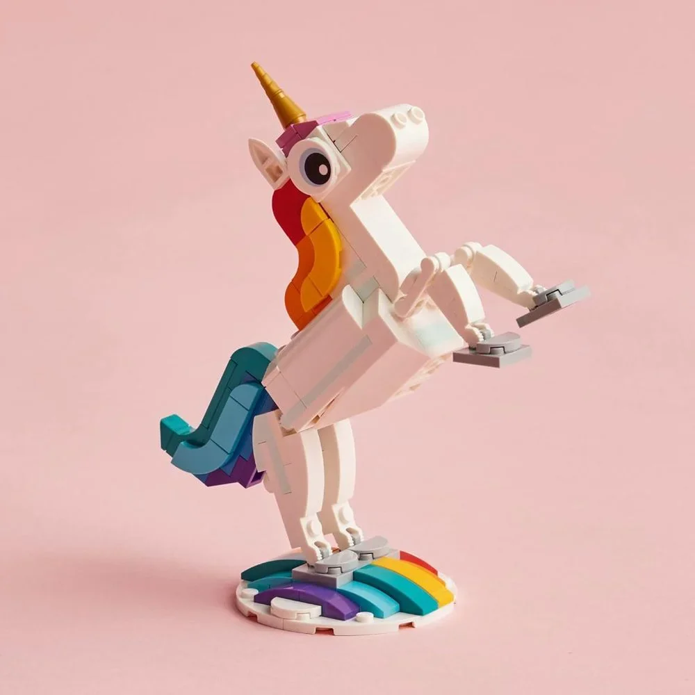 NEW LEGO Creator 3 n1 Magical Unicorn Seahorse Peacock Rainbow 31140 Easter Gift - Picture 12 of 16